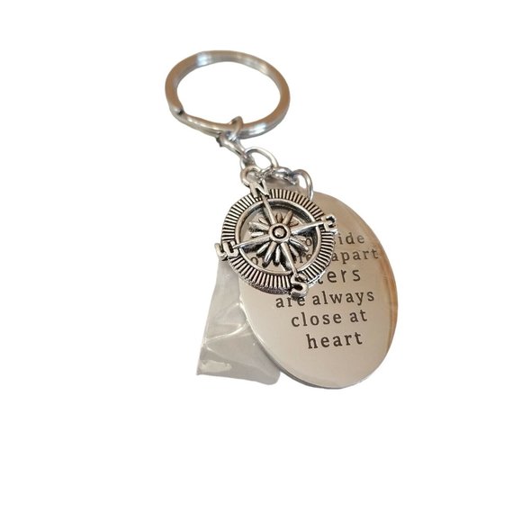 Sister Sister Keychain Side by Side Side By Side Or Miles Apart - Picture 2 of 3